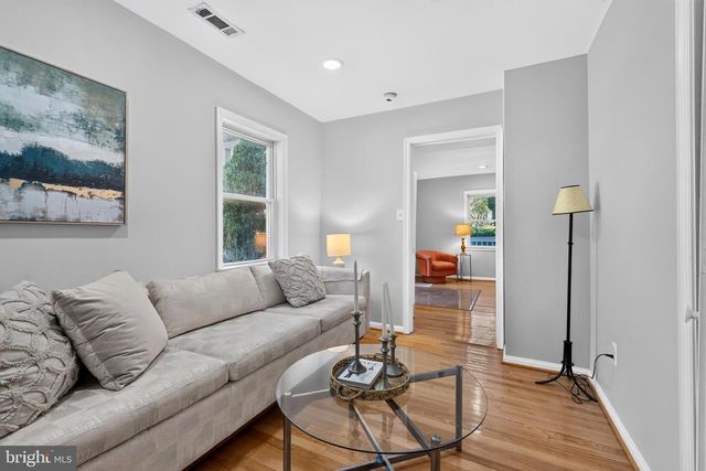 1423 SCHOOL LN, Lutherville Timonium, MD 21093