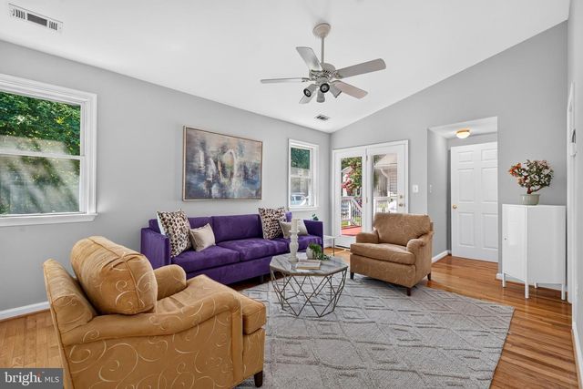 1423 SCHOOL LN, Lutherville Timonium, MD 21093