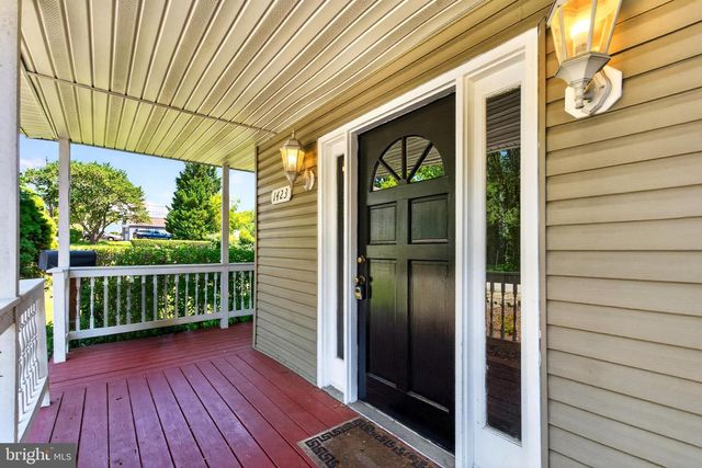 1423 SCHOOL LN, Lutherville Timonium, MD 21093