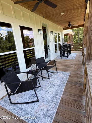 4065 Blue Jay Street, Bay Saint Louis, MS 39520