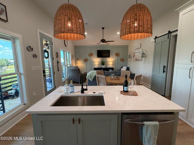 4065 Blue Jay Street, Bay Saint Louis, MS 39520