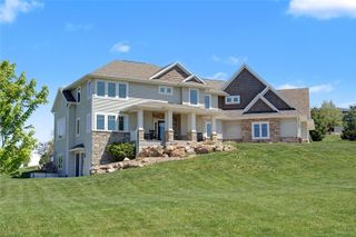 3960 Macbride Pl NE, Solon, IA 52333