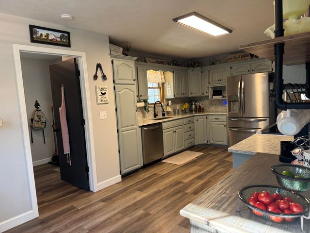 1770 Clouse Road, Macomb, MO 65702