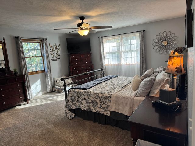 1770 Clouse Road, Macomb, MO 65702