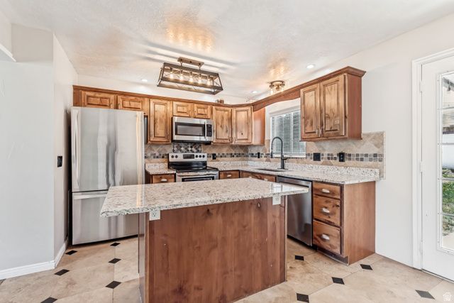 12940 S 1785 W, Riverton, UT 84065