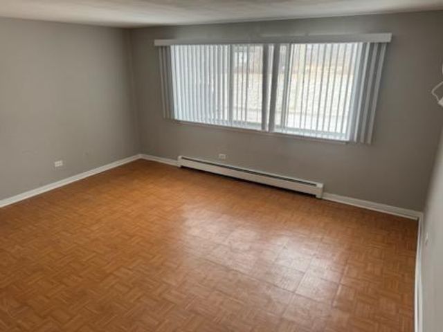 7151 170th Street 1E, Tinley Park, IL 60477