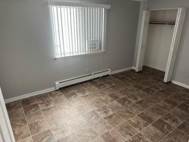 7151 170th Street 1E, Tinley Park, IL 60477