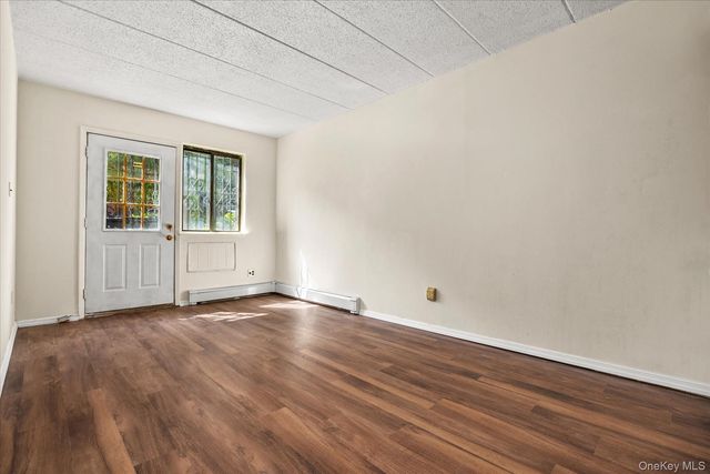 140-14 33rd Avenue 101, Flushing, NY 11354