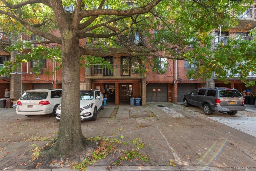 140-14 33rd Avenue 101, Flushing, NY 11354 — photo 2