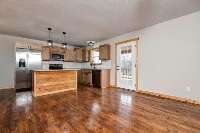 753 Boardwalk, Seymour, MO 65746