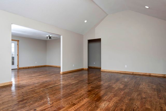 753 Boardwalk, Seymour, MO 65746