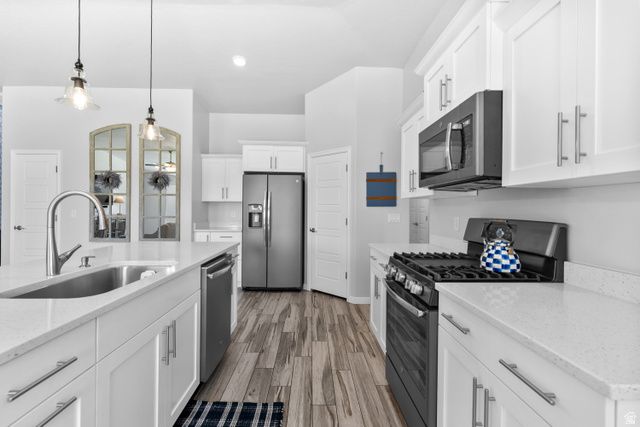 902 E 3950 S, Washington, UT 84780