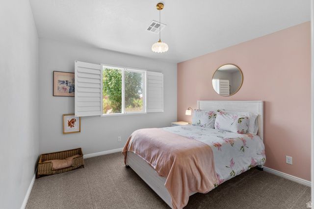 902 E 3950 S, Washington, UT 84780