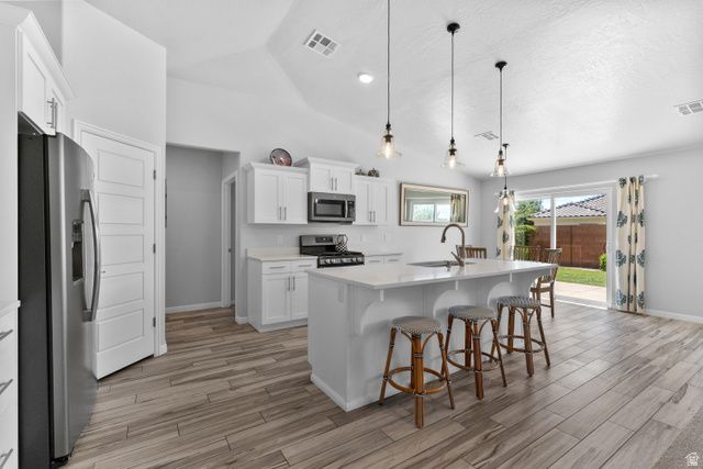 902 E 3950 S, Washington, UT 84780