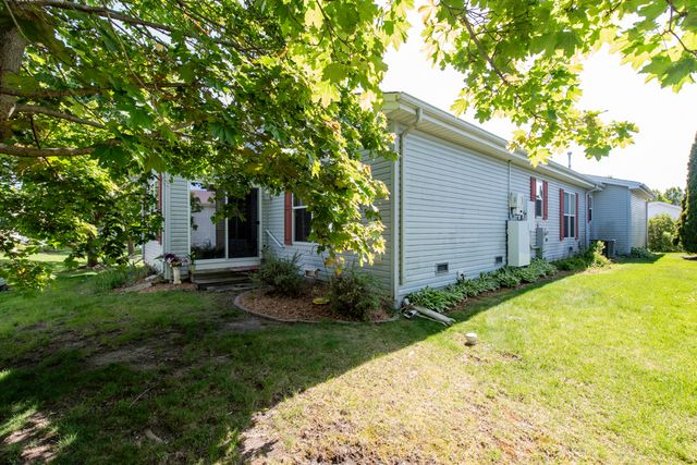 109 Hunter Court, Grayslake, IL 60030