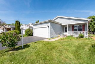 109 Hunter Court, Grayslake, IL 60030