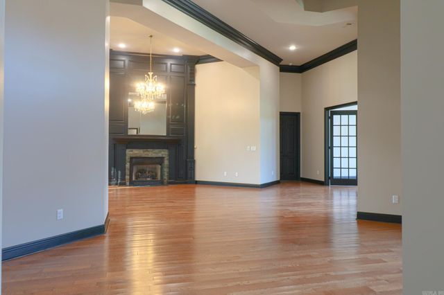 2911 Ridgepointe Drive, Jonesboro, AR 72404