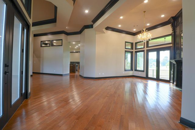 2911 Ridgepointe Drive, Jonesboro, AR 72404