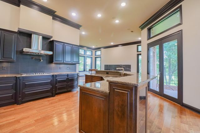 2911 Ridgepointe Drive, Jonesboro, AR 72404