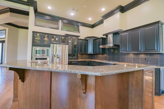 2911 Ridgepointe Drive, Jonesboro, AR 72404