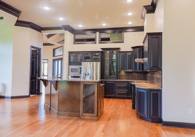 2911 Ridgepointe Drive, Jonesboro, AR 72404