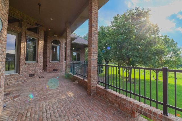 2911 Ridgepointe Drive, Jonesboro, AR 72404