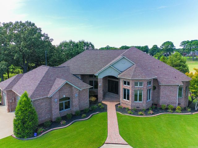 2911 Ridgepointe Drive, Jonesboro, AR 72404