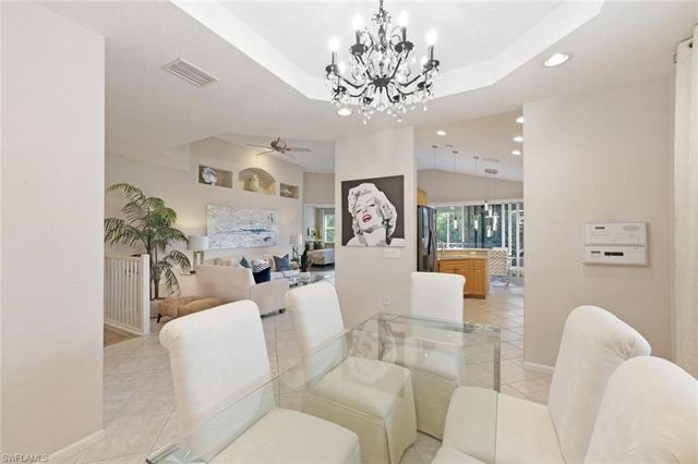 6822 Ascot DR 202, Naples, FL 34113