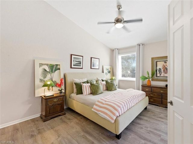 6822 Ascot DR 202, Naples, FL 34113