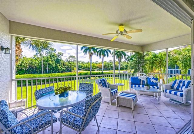 6822 Ascot DR 202, Naples, FL 34113