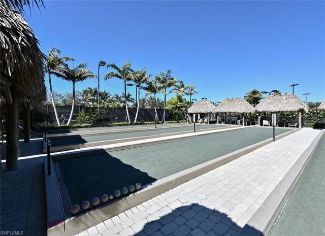 6822 Ascot DR 202, Naples, FL 34113