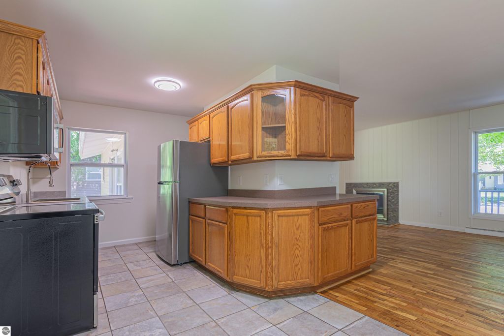Image 5 of property listing at 1722 Stockman Road, Mt Pleasant, MI 48858