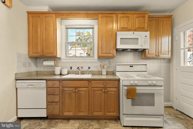 3141 CENTRAL AVE NE, Washington, DC 20018