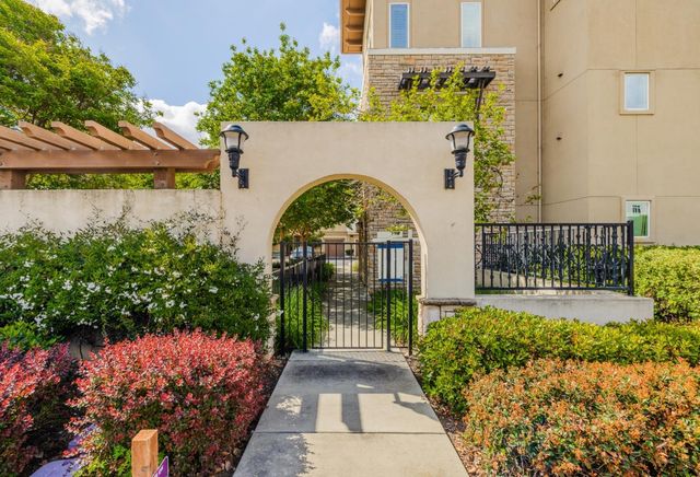 5590 Dublin Boulevard, Dublin, CA 94568