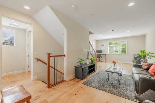 5590 Dublin Boulevard, Dublin, CA 94568