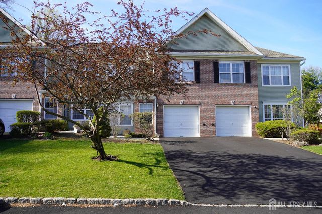 102 Wellington Park Drive, South Brunswick, NJ 08540