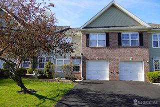 102 Wellington Park Drive, South Brunswick, NJ 08540