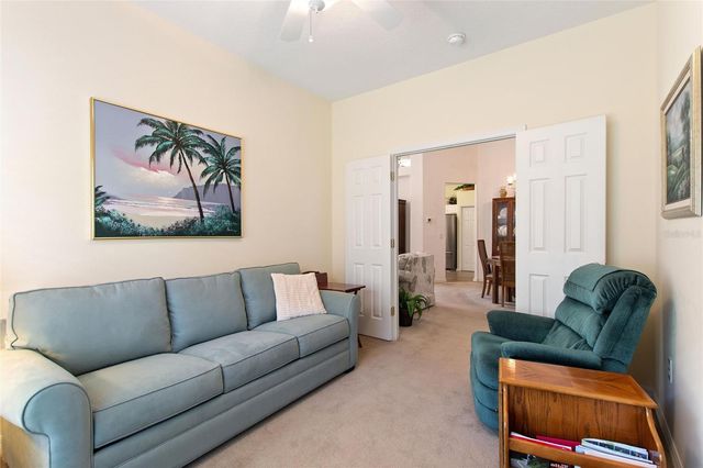 511 ROYAL PALM DR, Davenport, FL 33837