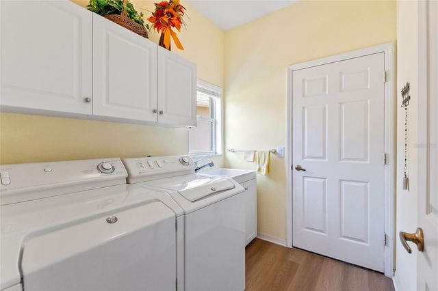 511 ROYAL PALM DR, Davenport, FL 33837