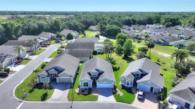 511 ROYAL PALM DR, Davenport, FL 33837