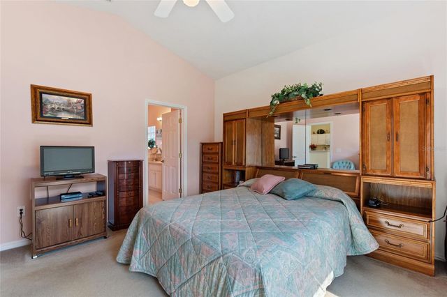 511 ROYAL PALM DR, Davenport, FL 33837