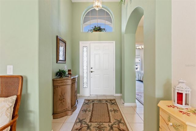 511 ROYAL PALM DR, Davenport, FL 33837