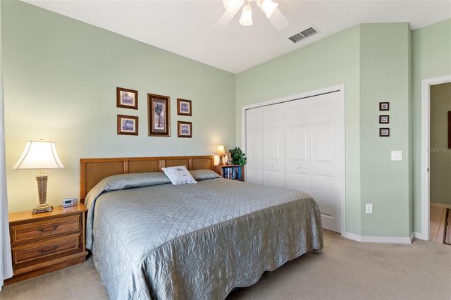 511 ROYAL PALM DR, Davenport, FL 33837