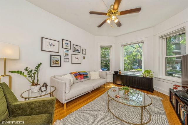 3721 N ASHLAND Avenue 1, Chicago, IL 60613