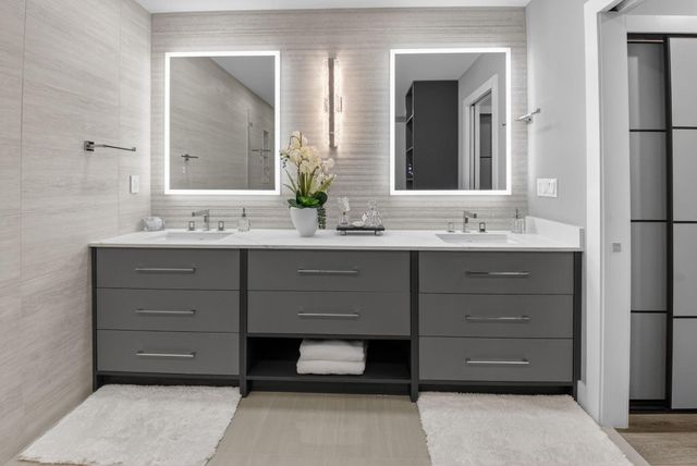 7921 Sandy Pointe Drive, Delray Beach, FL 33446