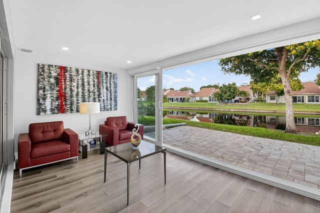 7921 Sandy Pointe Drive, Delray Beach, FL 33446