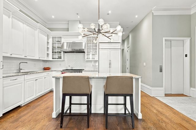 166 Marlborough St 2, Boston, MA 02116