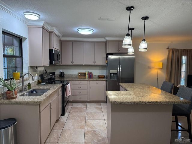 2108 Camellia Avenue, Mcallen, TX 78501