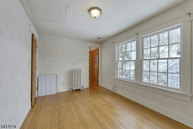 314 Knickerbocker Rd, Tenafly Boro, NJ 07670