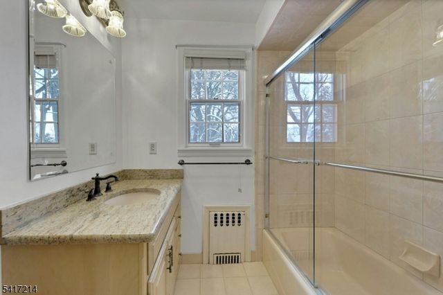 314 Knickerbocker Rd, Tenafly Boro, NJ 07670